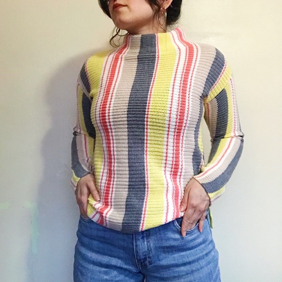 Unique Vertical Striper Turtle Neck - Picture 2 of 6